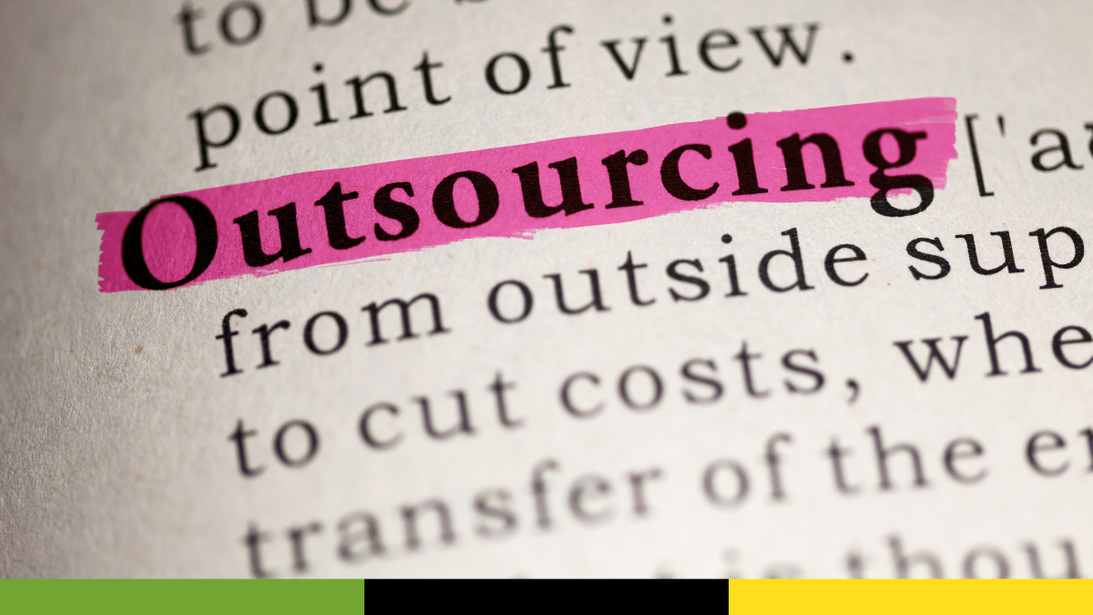 Jak wybrać firmę outsourcingową Kluczowe kryteria i pułapki